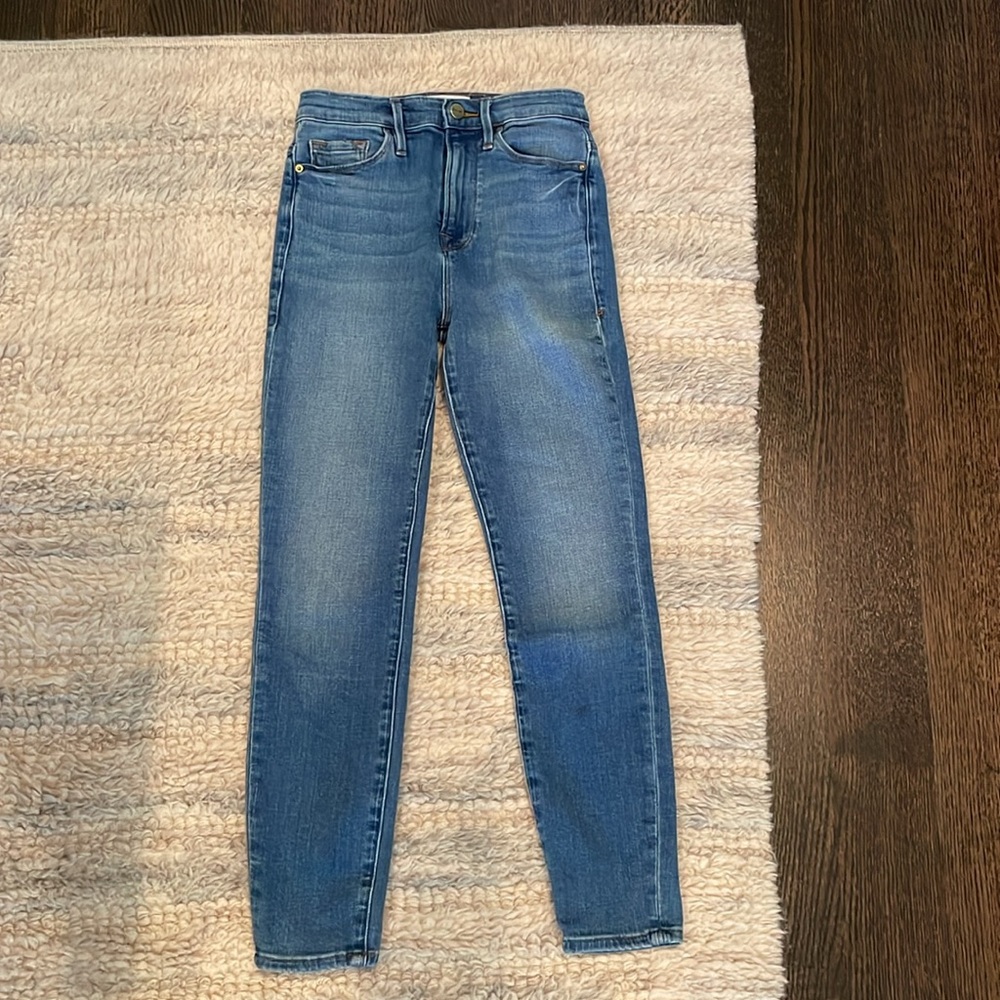 Frame Ali High Rise Cigarette Jeans